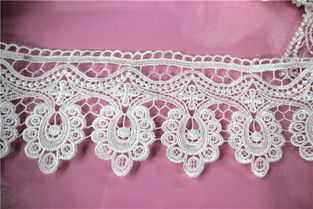 水溶滌綸鏤空蕾絲花邊新款上市 聚焦楓格花邊廠家直銷，探訪義烏國際商貿城四區輔料新趨勢